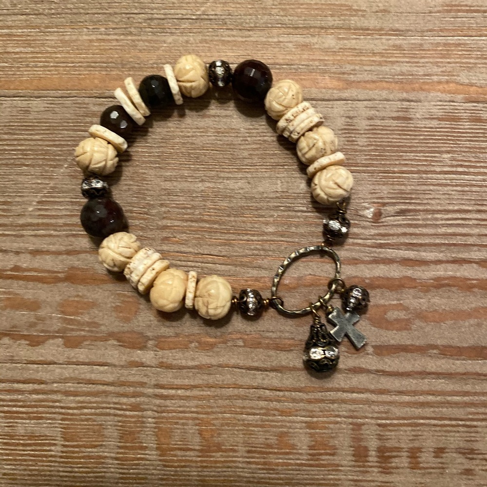 Beaded bracelet